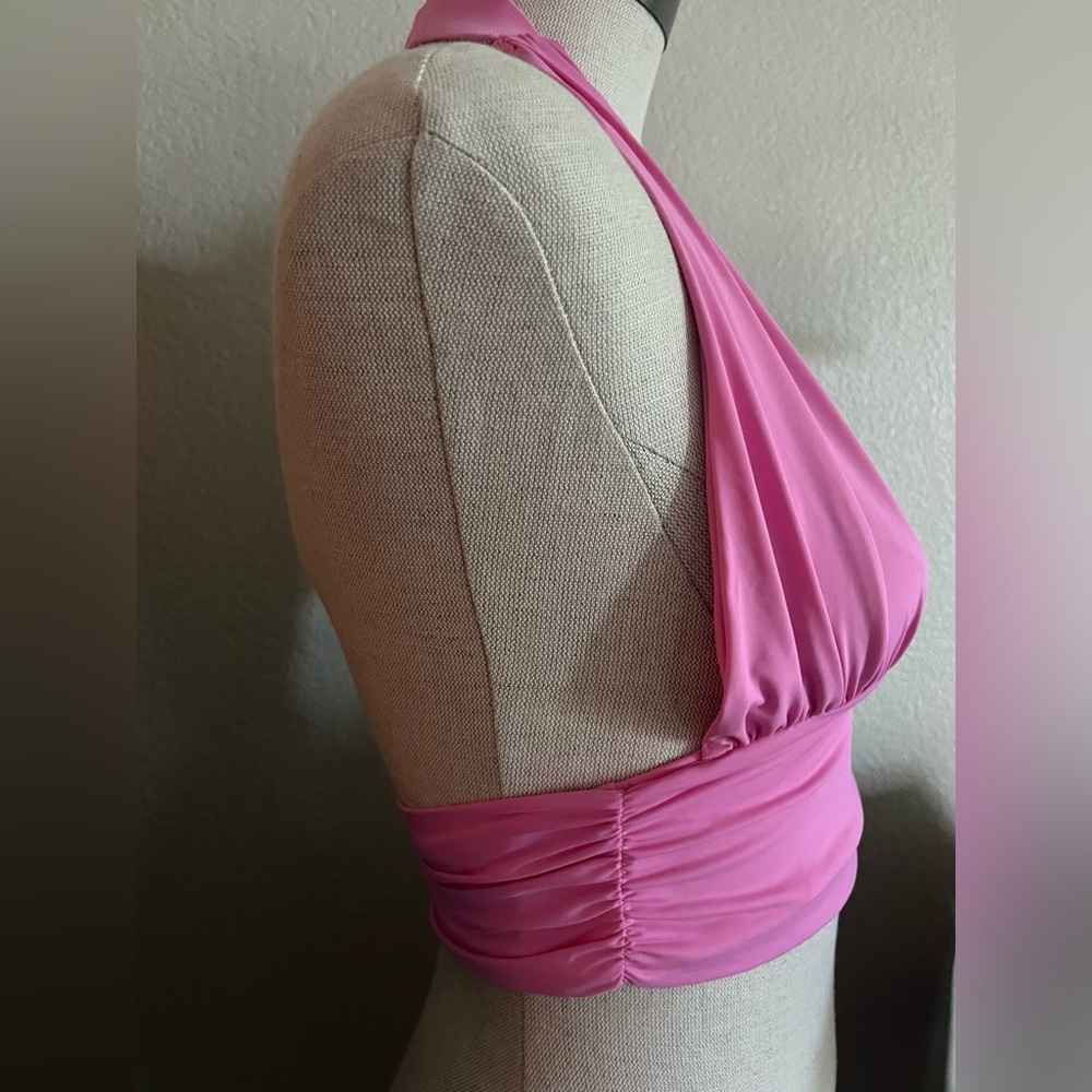 Edikted Vibrant Pink Top size M ๐๐ - Picture 5 of 8